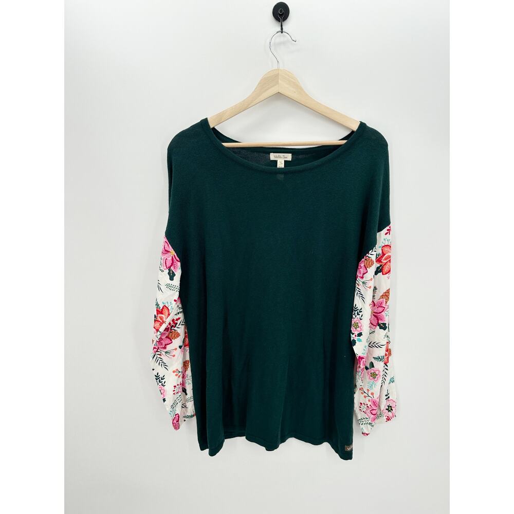 Matilda Jane Dark Green Floral Contrast Sleeve Knit Top Medium Mixed Media